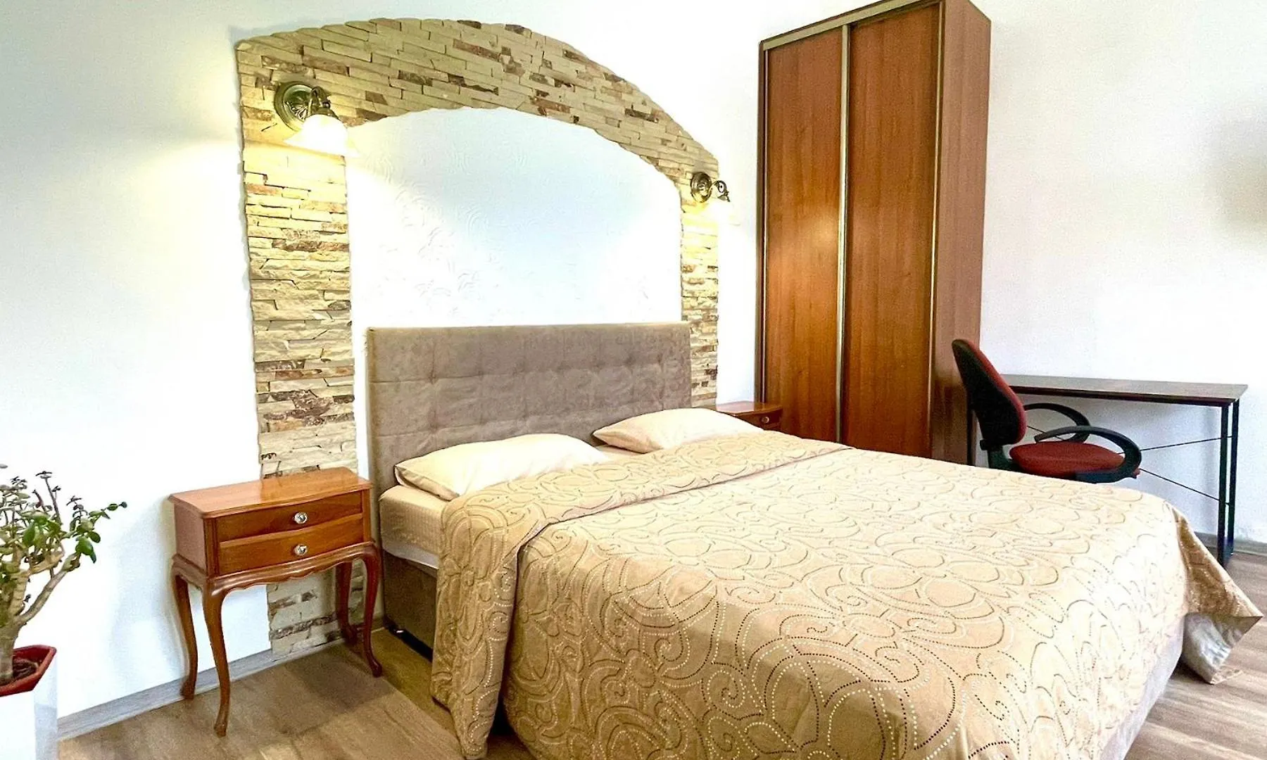 Daire Апартаменти Близько До Театру Та Головної Площі Lviv Ukrayna